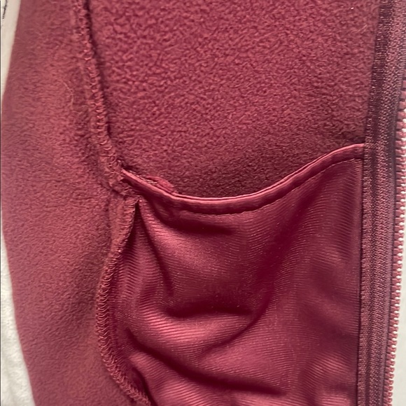 Harley Davidson Women's Burgundy Vest - Picture 6 of 6